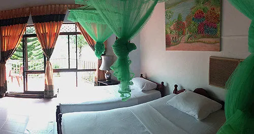 קנדי Oruthota Chalets סרי לנקה