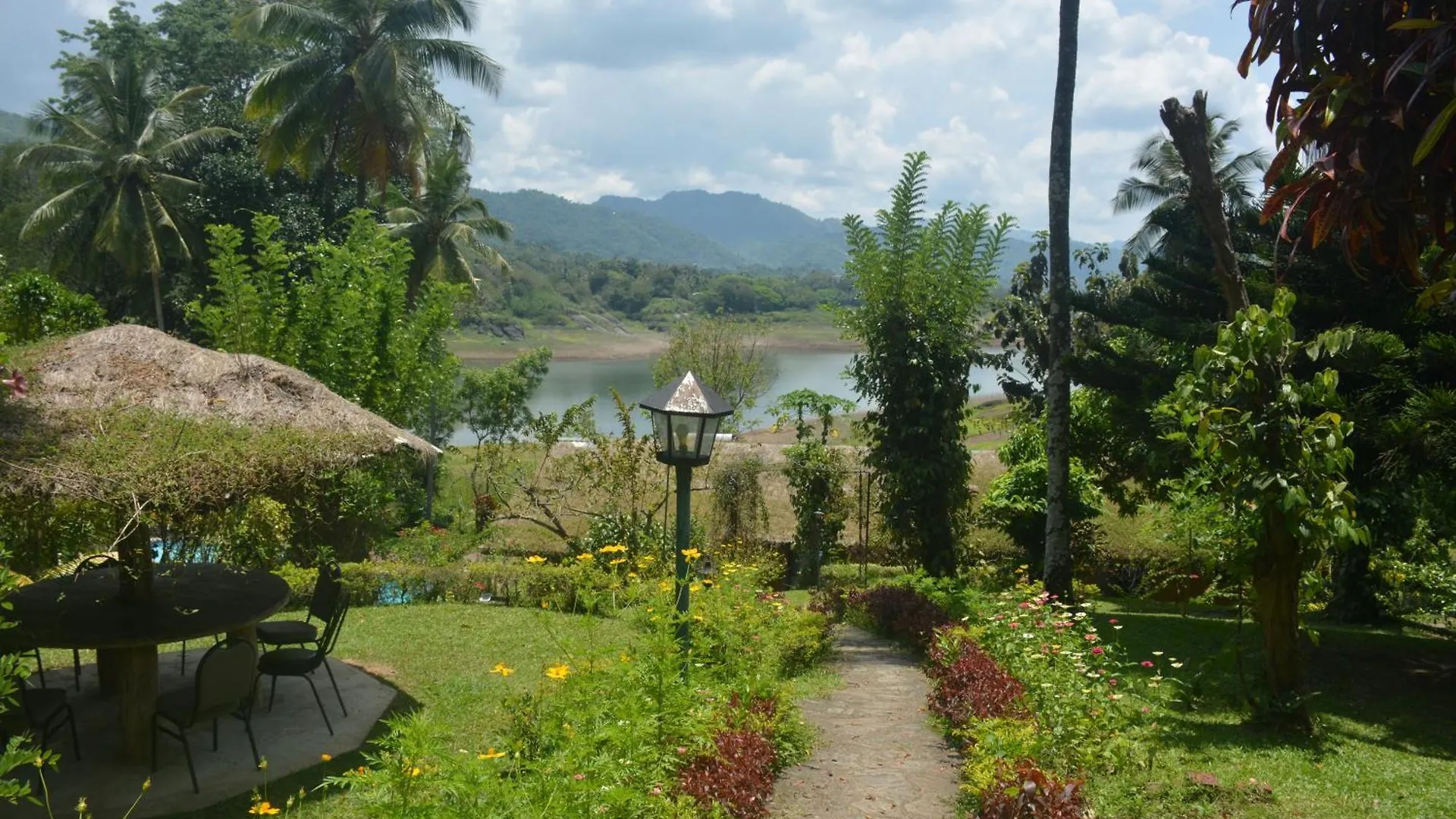 Oruthota Chalets Kandy 4*,  Sri Lanca