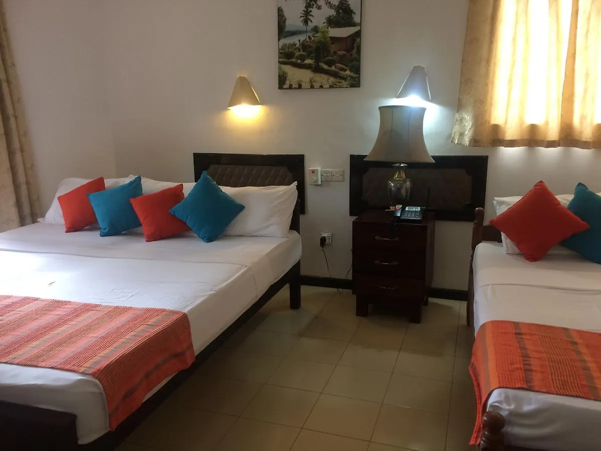 Oruthota Chalets Kandy 4*,